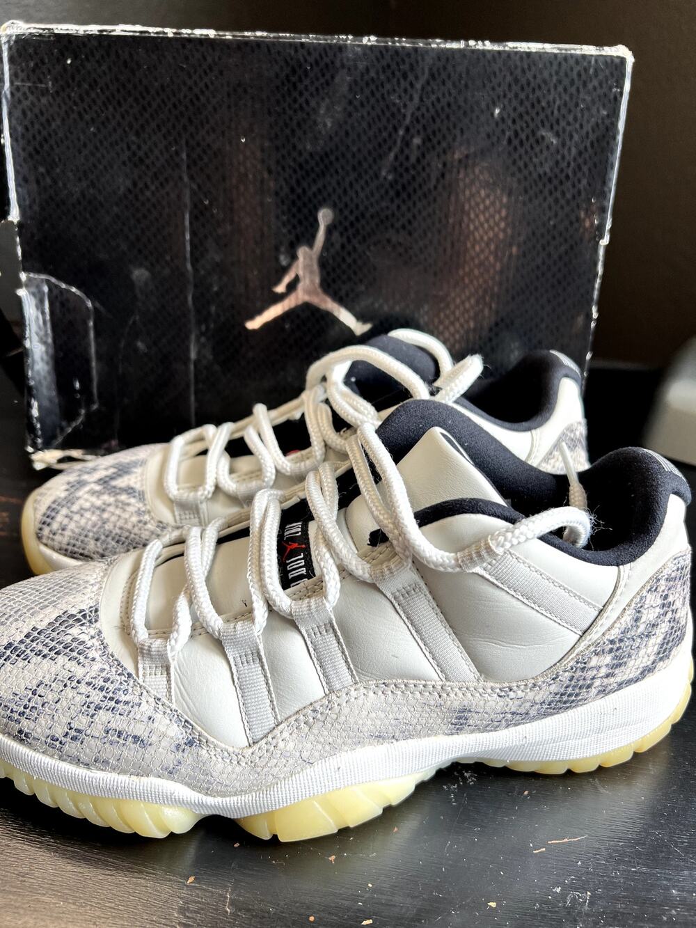 Jordan 11 Retro Low Snake Light Bone OG Size 9 Men's